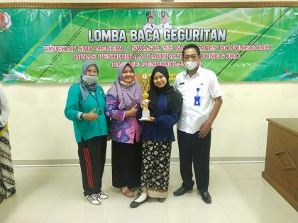 Juara 1 Lomba Baca Geguritan Tk. SMP Negeri/Swasta Se Kab. Bojonegoro