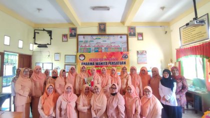 Dharma Wanita Persatuan SMP Negeri 1 Bojonegoro