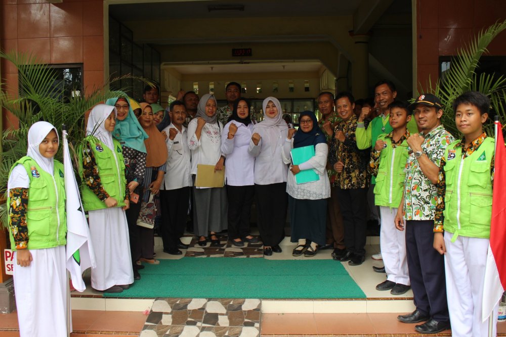 Lomba Lingkungan Sekolah Sehat (LLSS) tingkat provinsi Jawa Timur